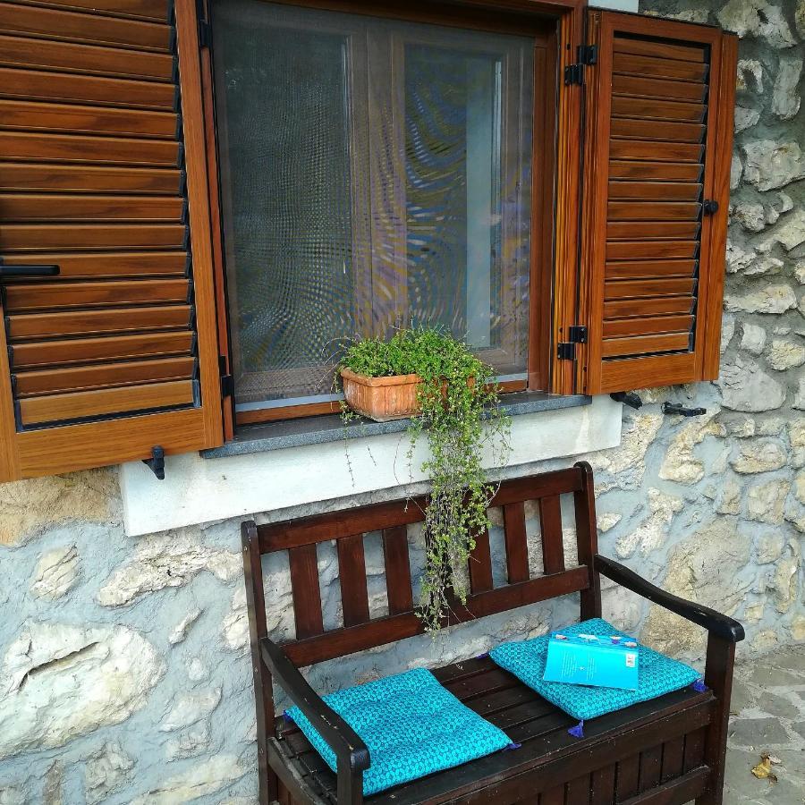 La Mandra, Cottage Tra Gli Ulivi Вико-Экуенсе Экстерьер фото